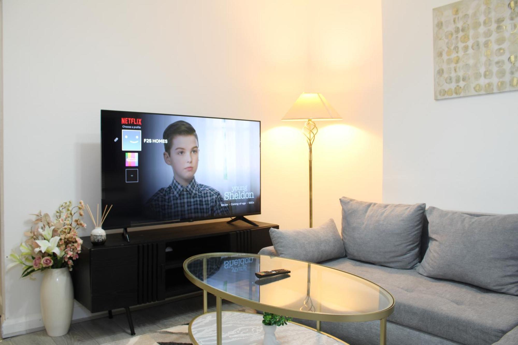 F2S Serviced Apartments 2Bedroom Terrace House With Free Wifi Netflix Suitable For Contractors Walking Distance To Train Station Derby Ngoại thất bức ảnh