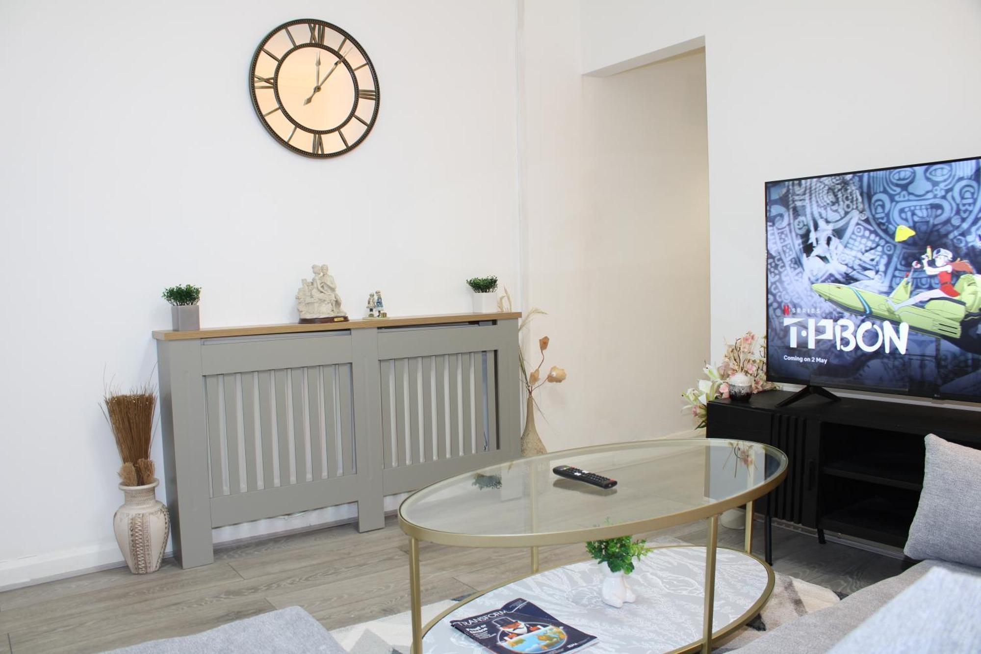 F2S Serviced Apartments 2Bedroom Terrace House With Free Wifi Netflix Suitable For Contractors Walking Distance To Train Station Derby Ngoại thất bức ảnh